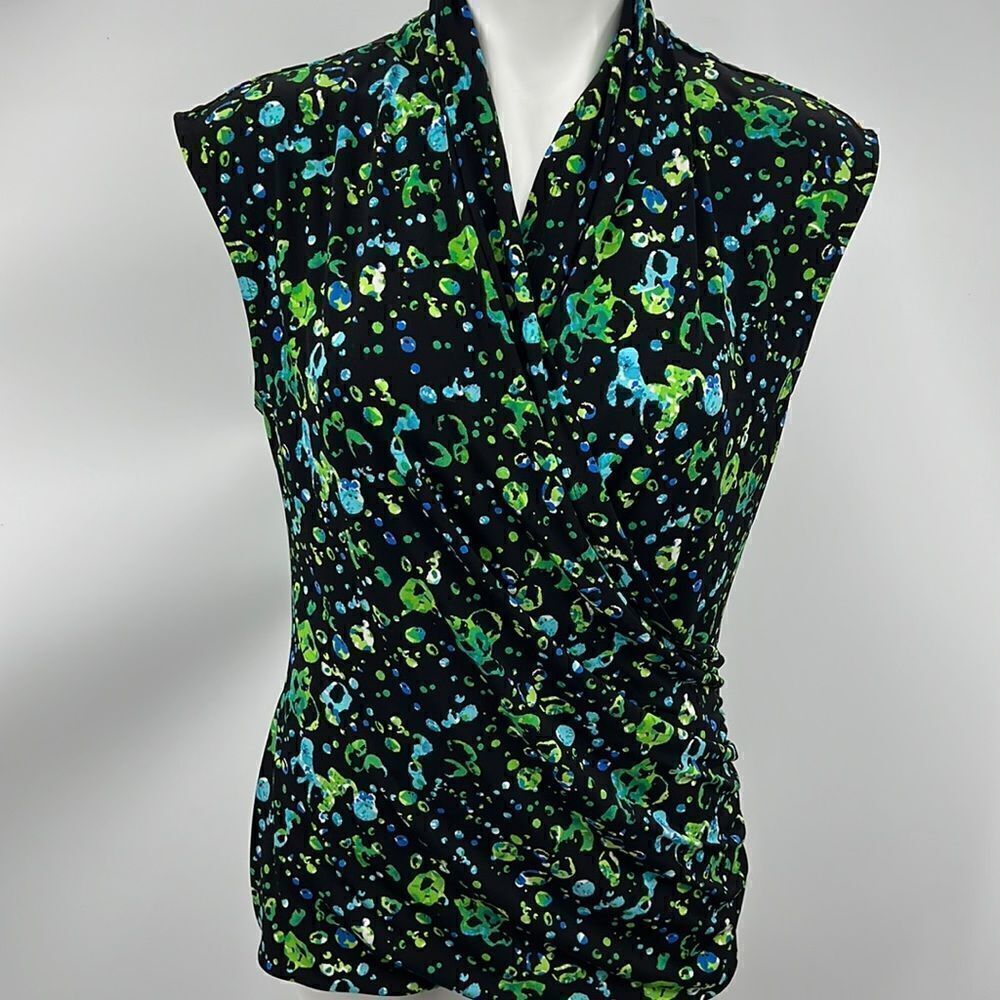 Chaus large crossbody top in black and green